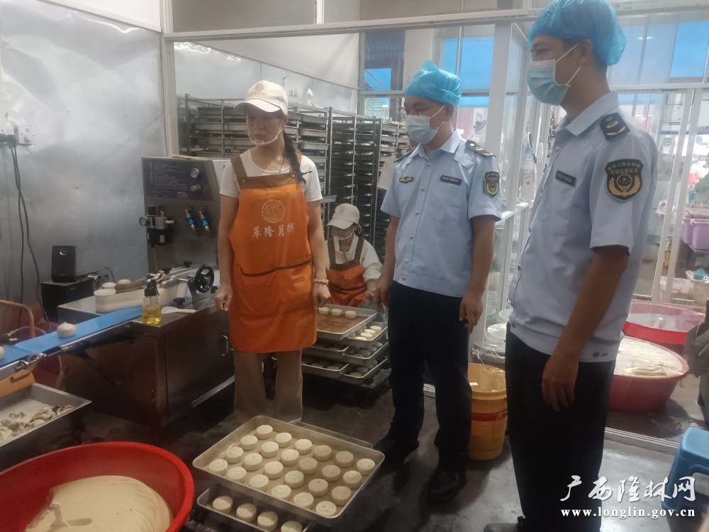 自治县市场监督管理局开展糕点类小作坊检查图片 自治县市场监督管理局开展糕点类小作坊检查图片