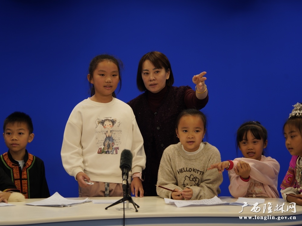 小主播体验上镜 小主播体验上镜