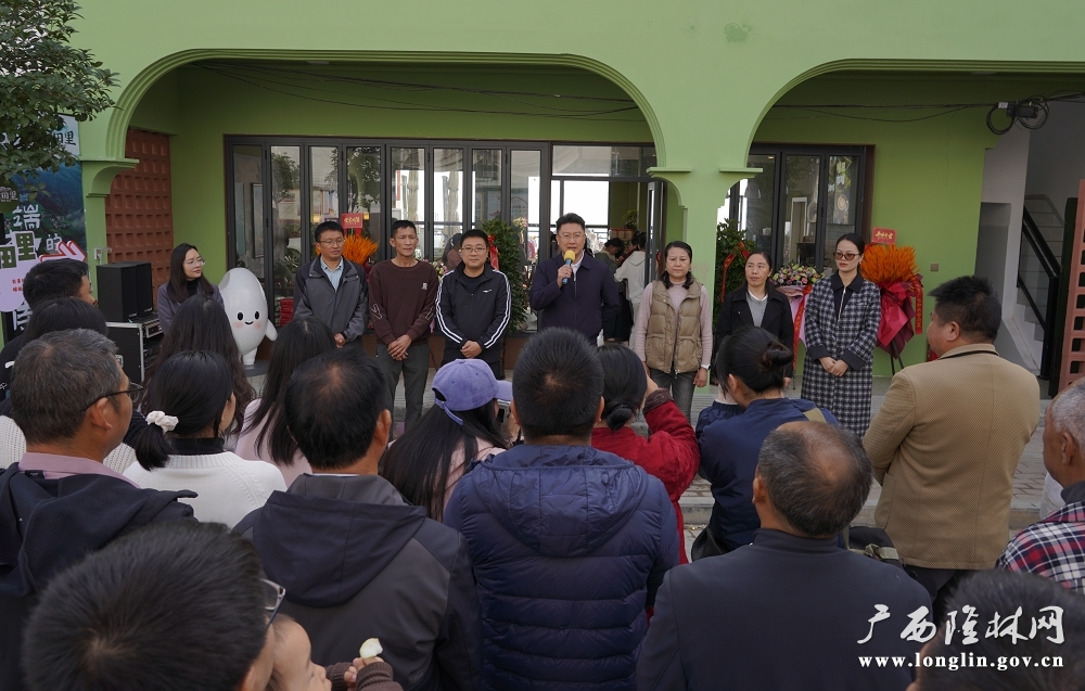 9b99b53a8644665f52a2e44c64bd4589